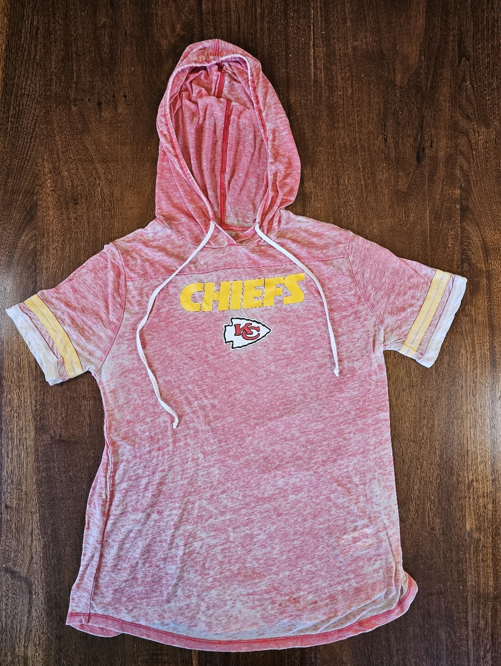 Kansas City Chiefs Women's Short Sleeve Top With Hood Size XL